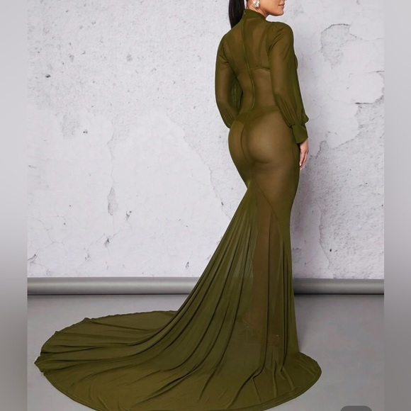 SHEIN Lantern Sleeve Mermaid Mesh Gown - Picture 3 of 5